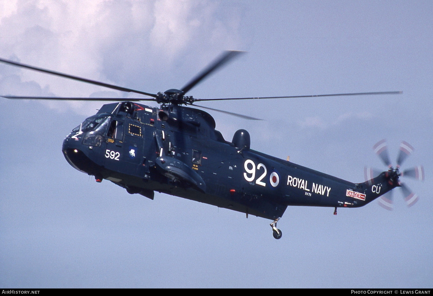 Aircraft Photo of XV711 | Westland WS-61 Sea King HAS2 | UK - Navy | AirHistory.net #239543