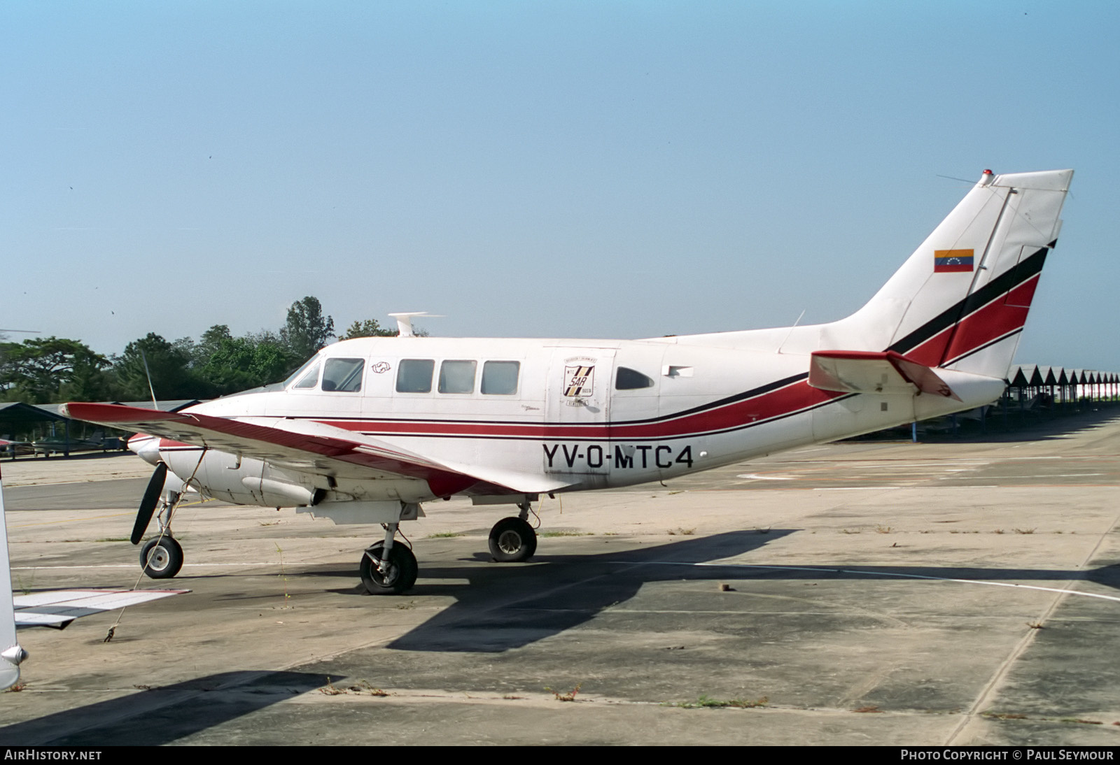 Aircraft Photo of YV-O-MTC4 | Beech 65-B80 Queen Air | Ministerio de Transporte y Comunicaciones | AirHistory.net #239738