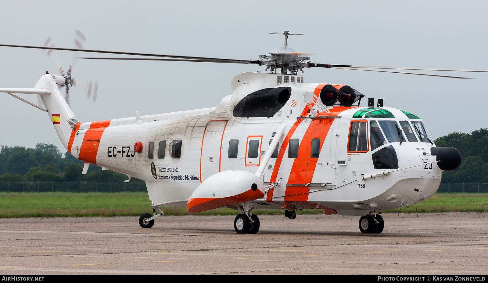 Aircraft Photo of EC-FZJ | Sikorsky S-61N MkII | Sociedad de Salvamento y Seguridad Marítima | AirHistory.net #239791