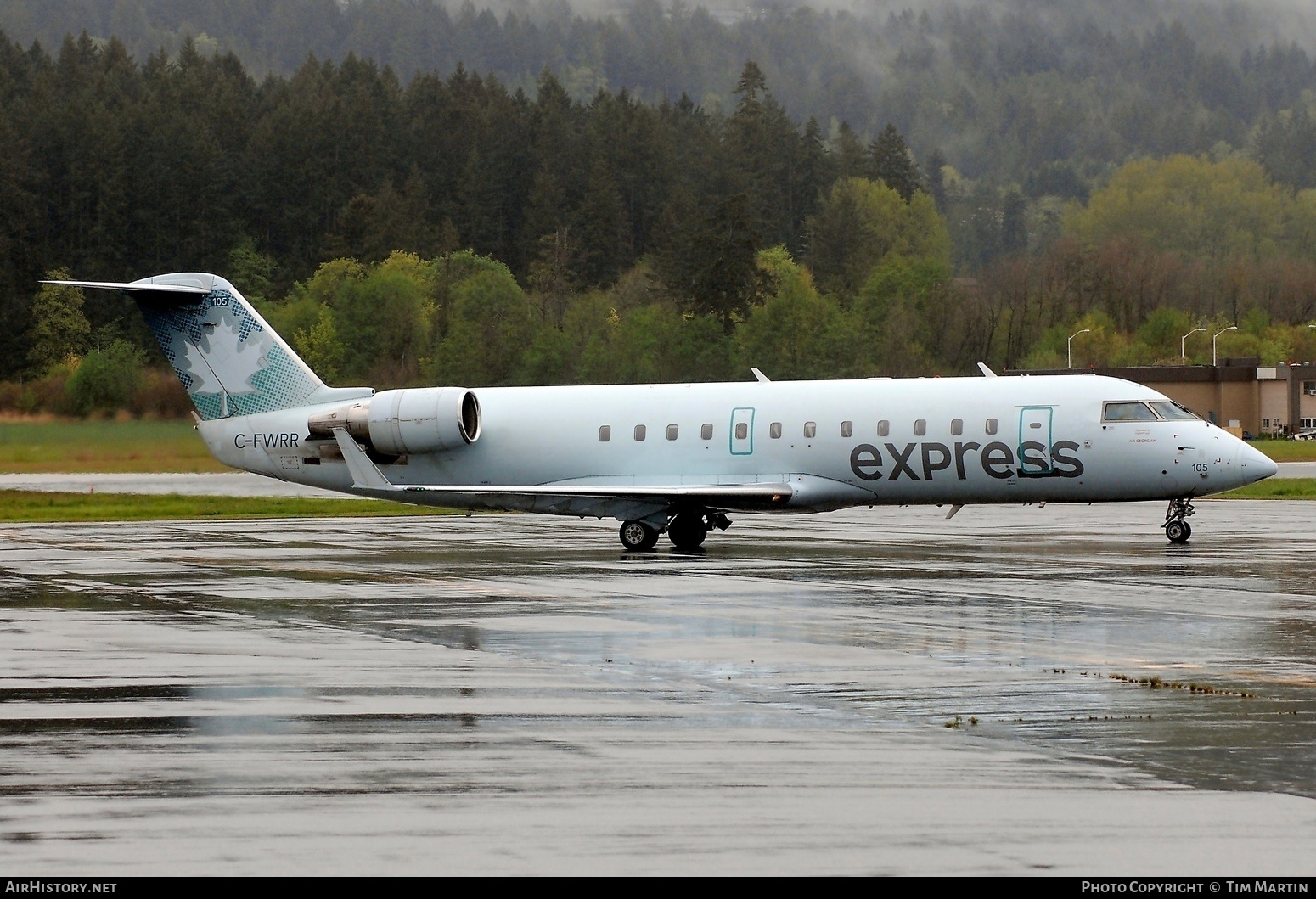 Aircraft Photo of C-FWRR | Canadair CRJ-100ER (CL-600-2B19) | Air Georgian | AirHistory.net #239817