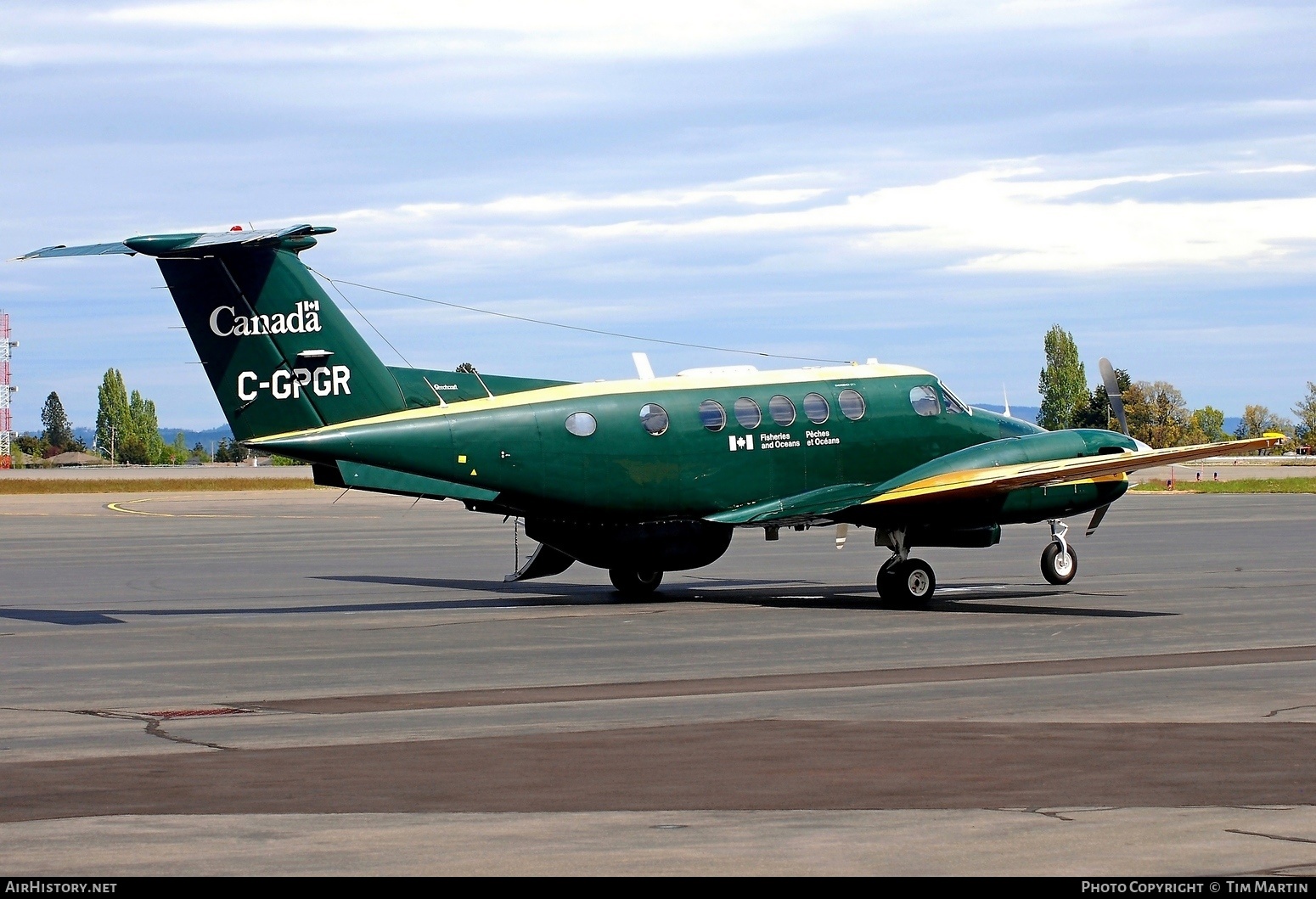 Aircraft Photo of C-GPGR | Beech 200 Super King Air | Fisheries and Oceans Canada | AirHistory.net #239821