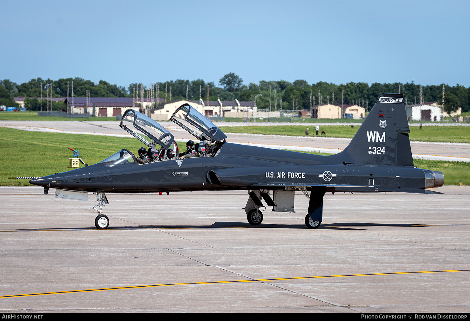 Aircraft Photo of 65-10324 / AF65-324 | Northrop T-38A Talon | USA - Air Force | AirHistory.net #239825