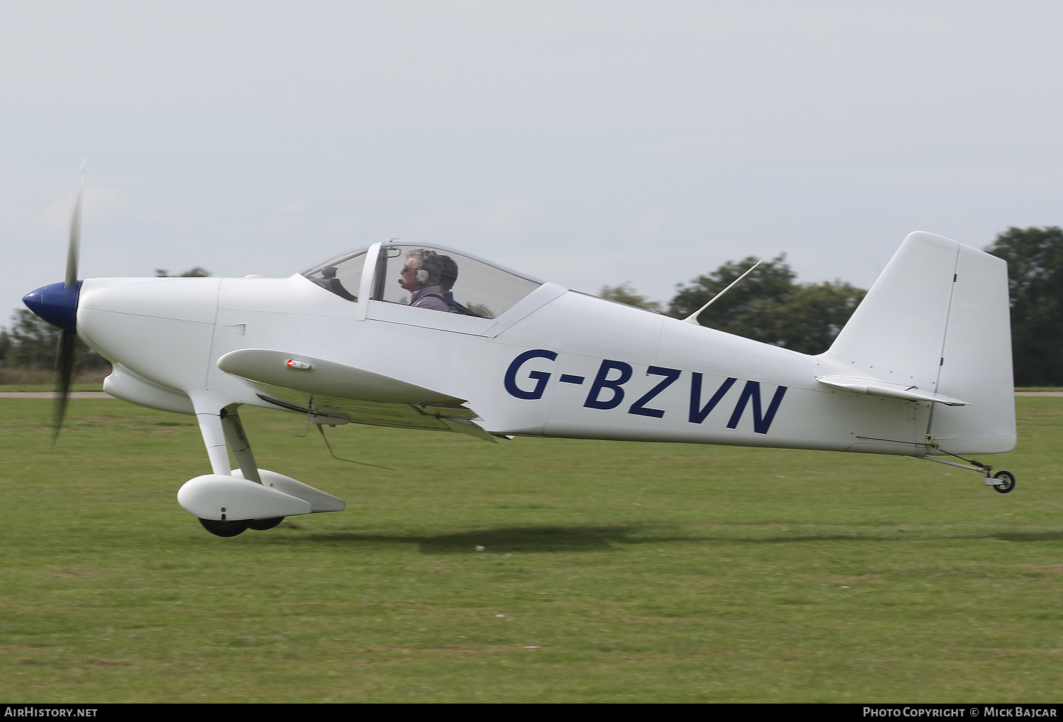 Aircraft Photo of G-BZVN | Van's RV-6 | AirHistory.net #239895