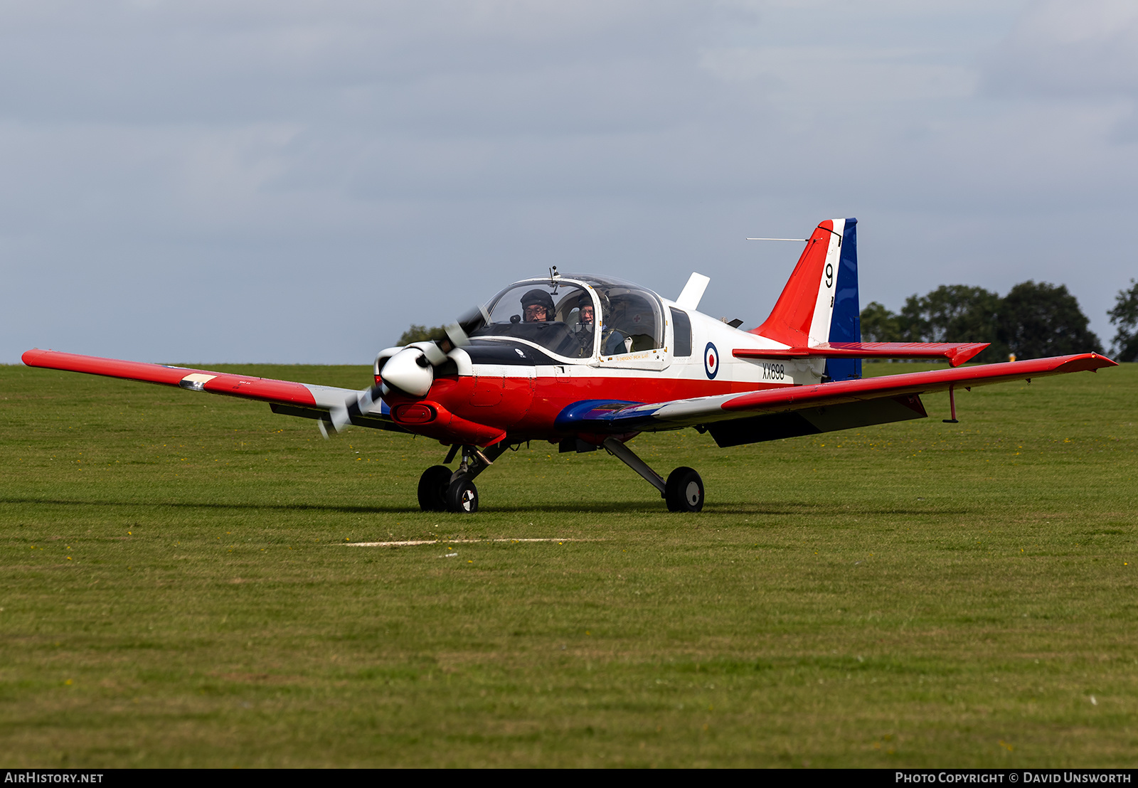 Aircraft Photo of G-BZME / XX698 | Scottish Aviation Bulldog 120/121 | UK - Air Force | AirHistory.net #239921