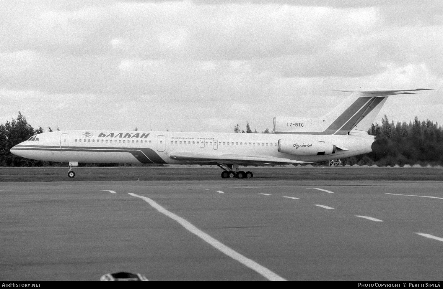 Aircraft Photo of LZ-BTC | Tupolev Tu-154B | Balkan - Bulgarian Airlines | AirHistory.net #239933