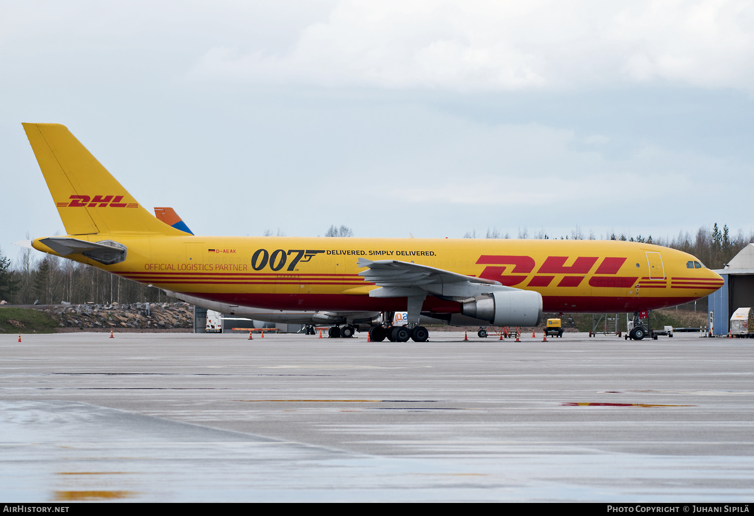 Aircraft Photo of D-AEAK | Airbus A300B4-622R | DHL International | AirHistory.net #240014