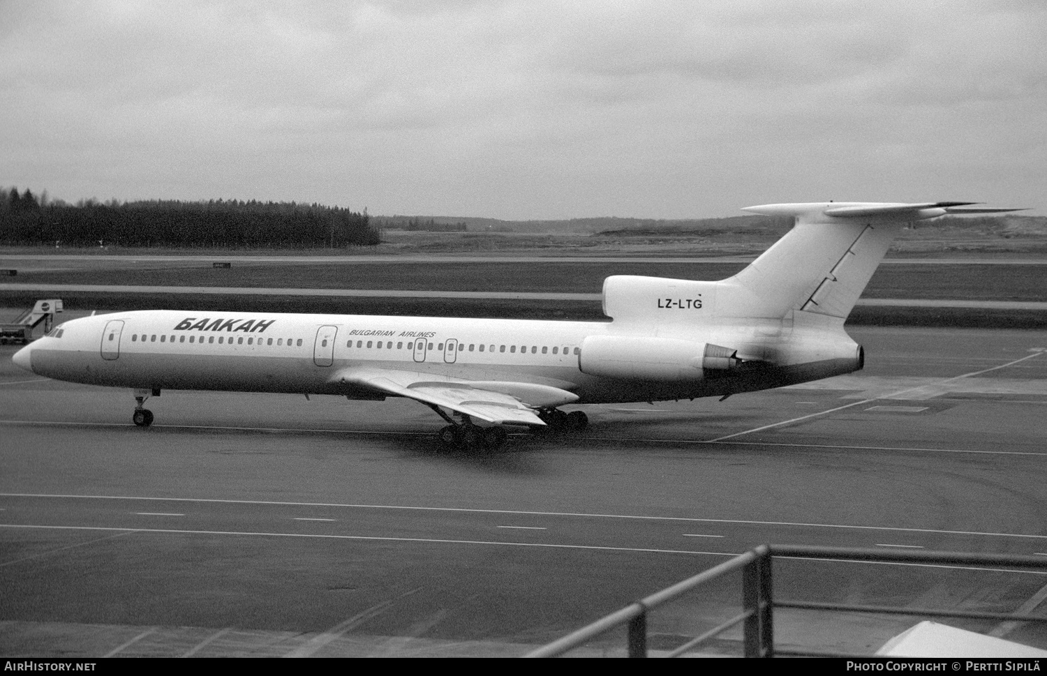 Aircraft Photo of LZ-LTG | Tupolev Tu-154M | Balkan - Bulgarian Airlines | AirHistory.net #240025