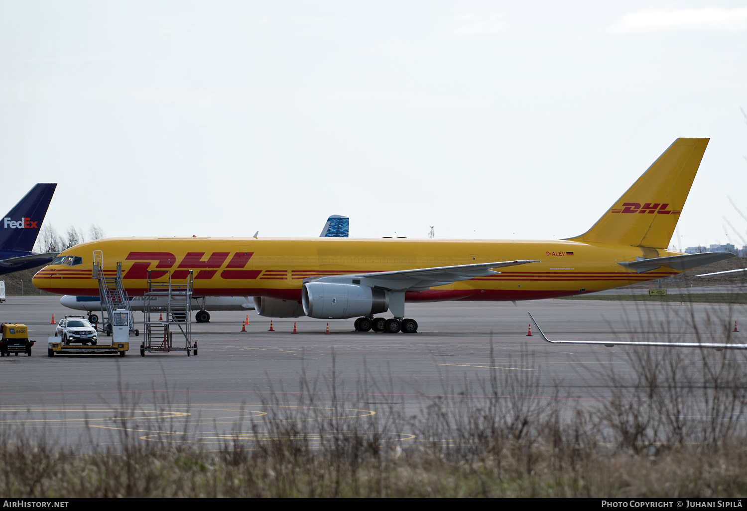 Aircraft Photo of D-ALEV | Boeing 757-28A(PCF) | DHL International | AirHistory.net #240033