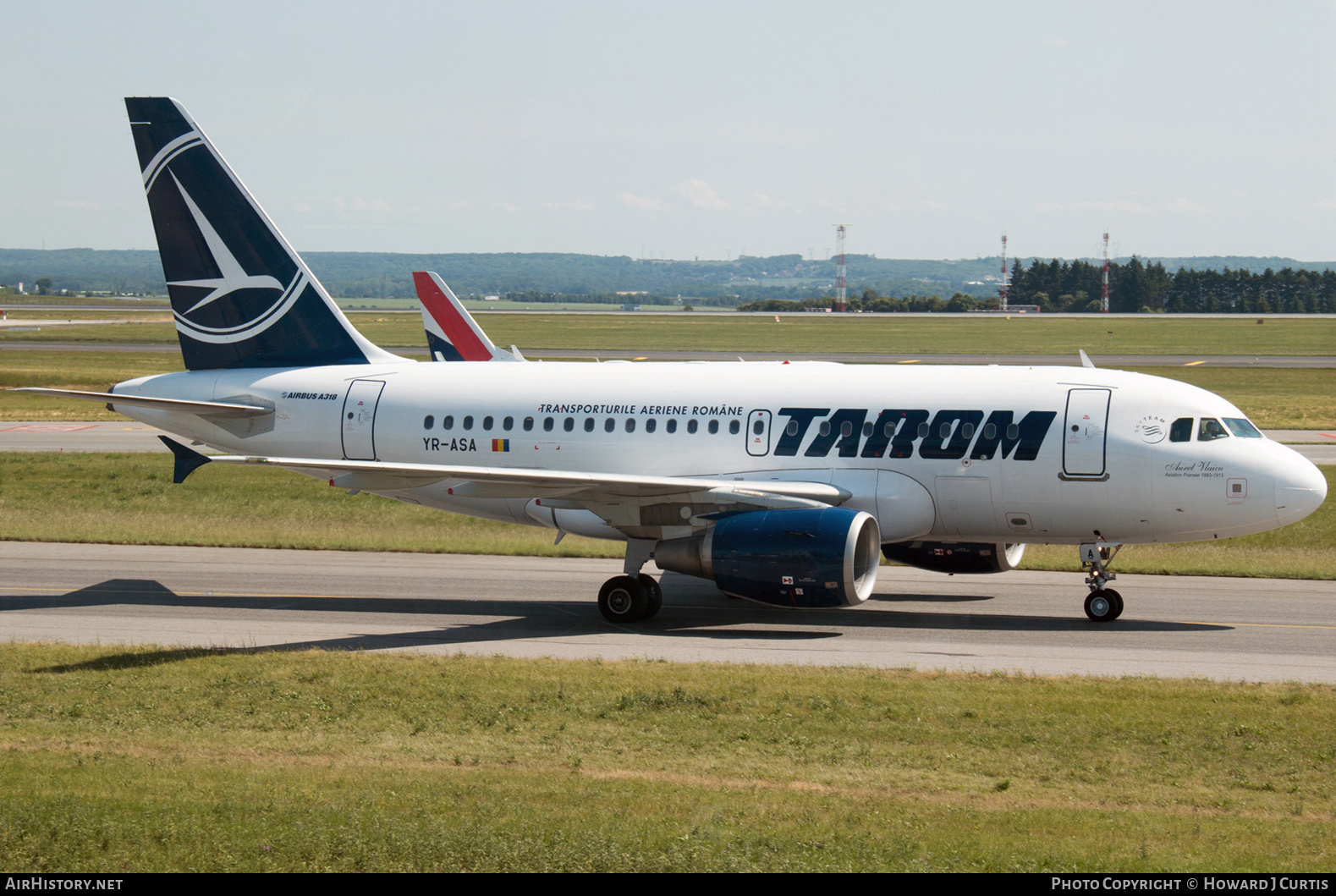Aircraft Photo of YR-ASA | Airbus A318-111 | TAROM - Transporturile Aeriene Române | AirHistory.net #240055