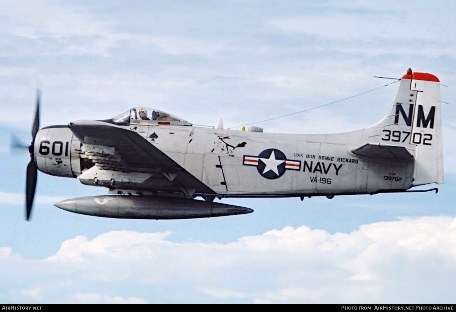 Aircraft Photo of 139702 | Douglas A-1H Skyraider | USA - Navy | AirHistory.net #240058