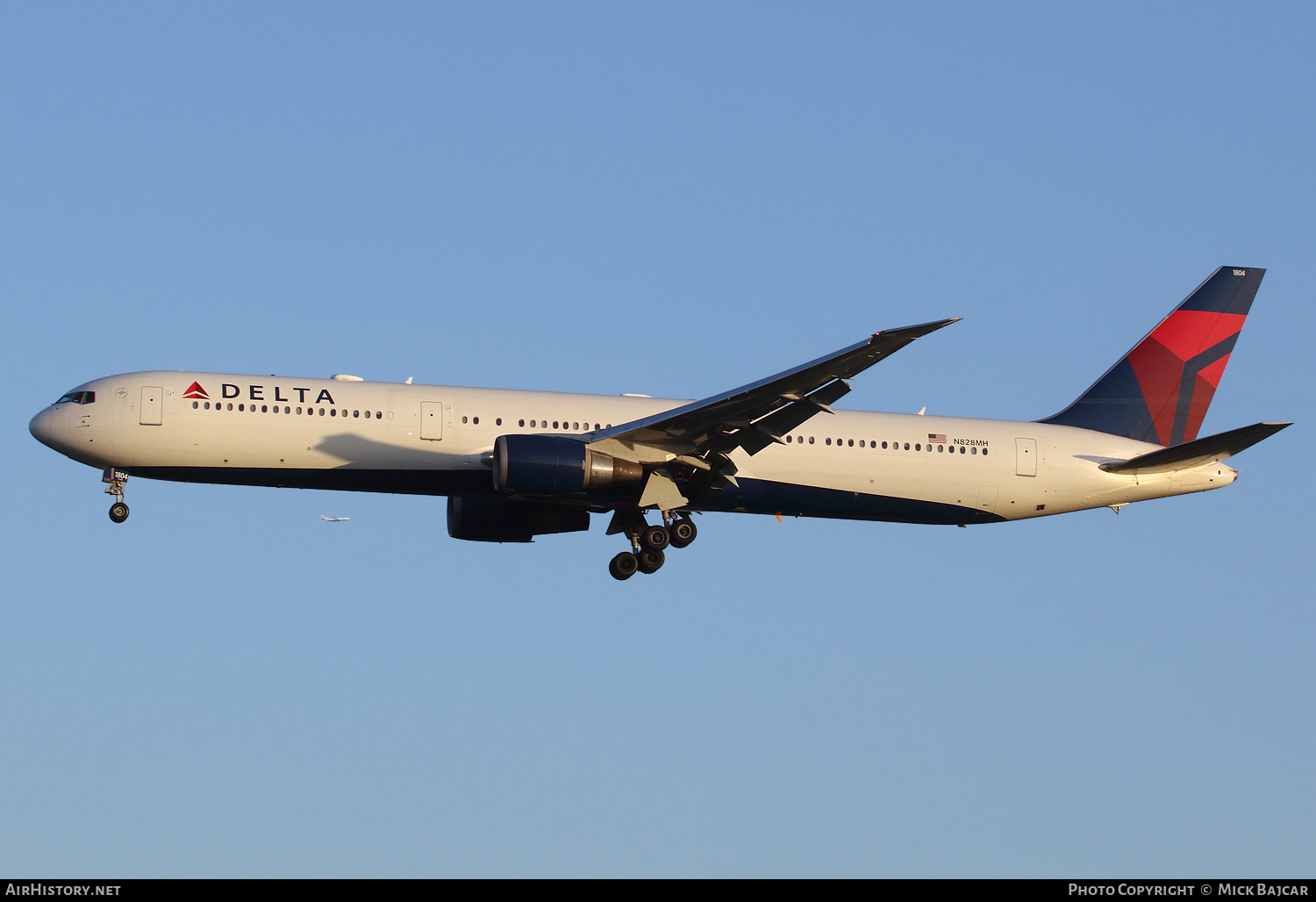 Aircraft Photo of N828MH | Boeing 767-432/ER | Delta Air Lines | AirHistory.net #240156