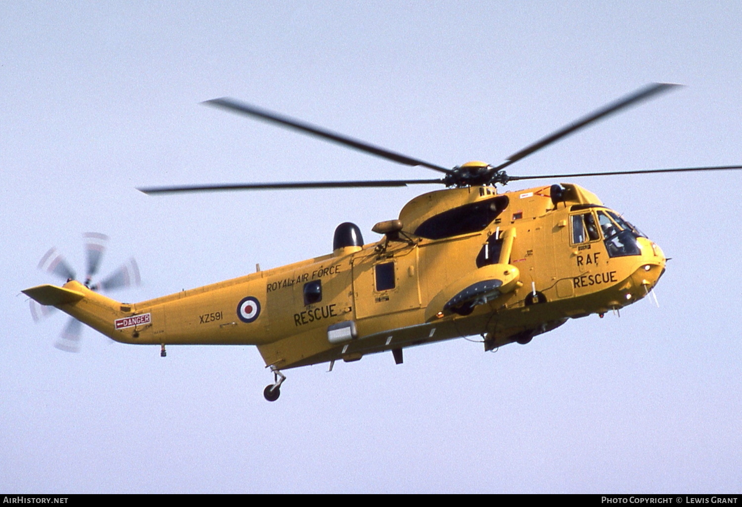 Aircraft Photo of XZ591 | Westland WS-61 Sea King HAR3 | UK - Air Force | AirHistory.net #240190