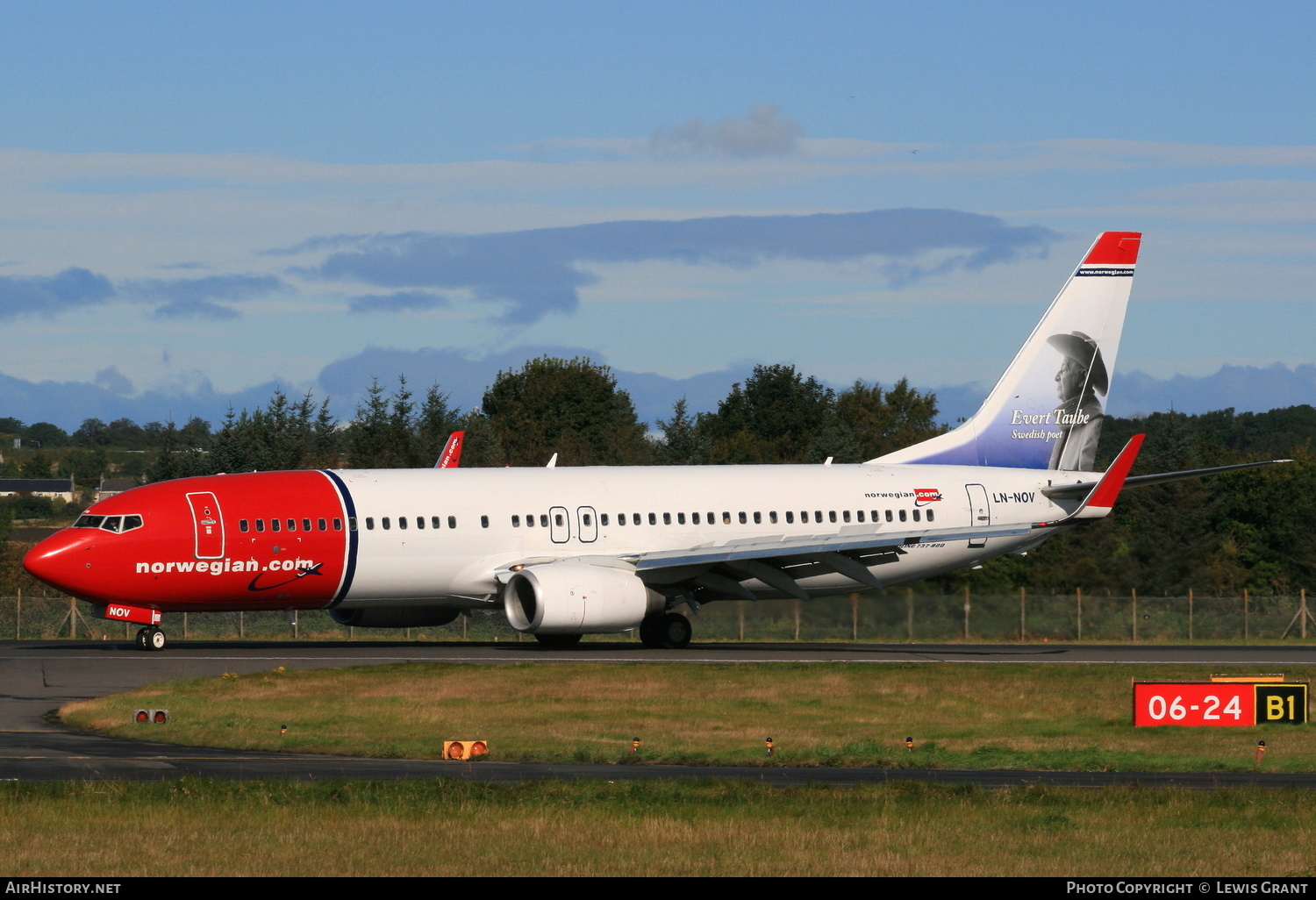 Aircraft Photo of LN-NOV | Boeing 737-8FZ | Norwegian | AirHistory.net #240197