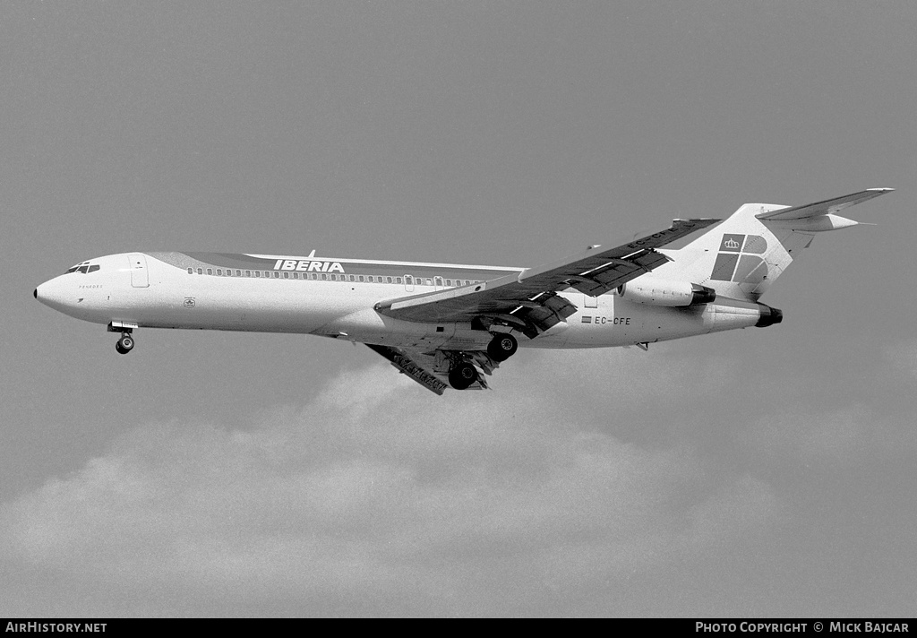 Aircraft Photo of EC-CFE | Boeing 727-256/Adv | Iberia | AirHistory.net #240210