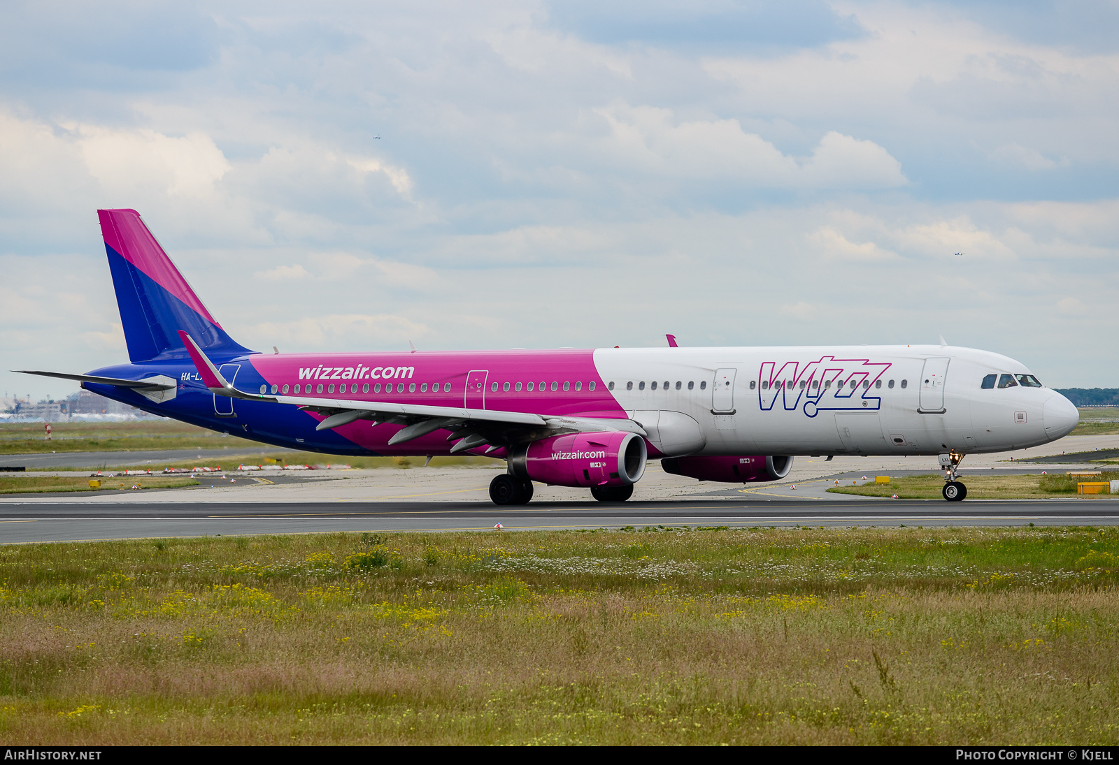 Aircraft Photo of HA-LXL | Airbus A321-231 | Wizz Air | AirHistory.net #240243