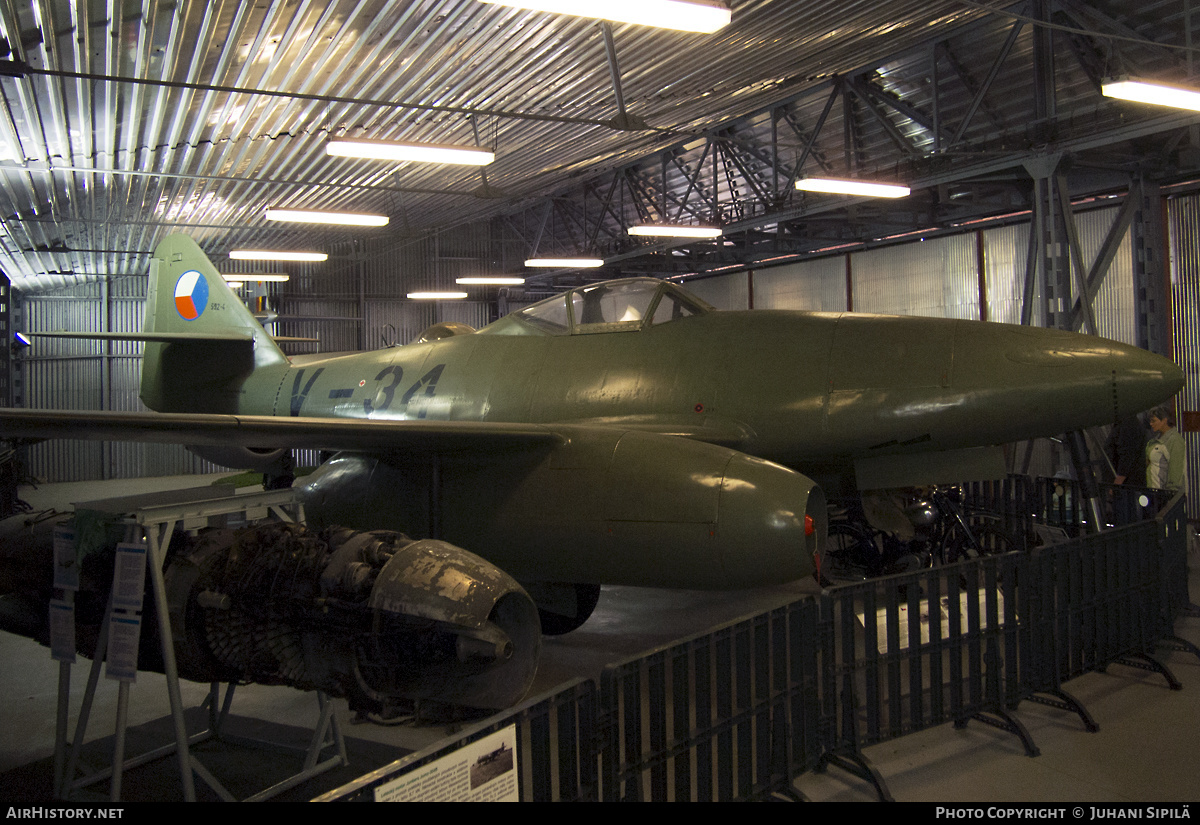 Aircraft Photo of V-34 | Messerschmitt Me-262A (Avia S-92) | Czechoslovakia - Air Force | AirHistory.net #240333