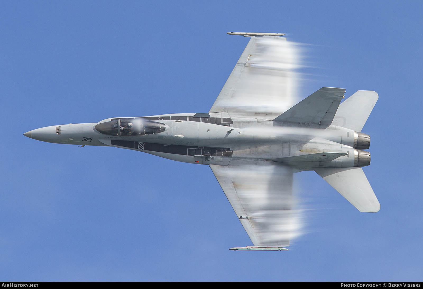 Aircraft Photo of 163483 | McDonnell Douglas F/A-18C Hornet | USA - Marines | AirHistory.net #240340