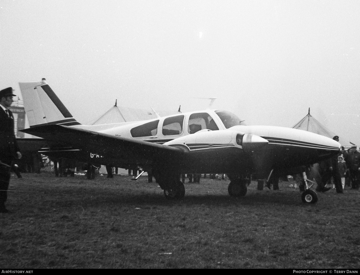 Aircraft Photo of G-AVET | Beech 95-C55A Baron | AirHistory.net #240385