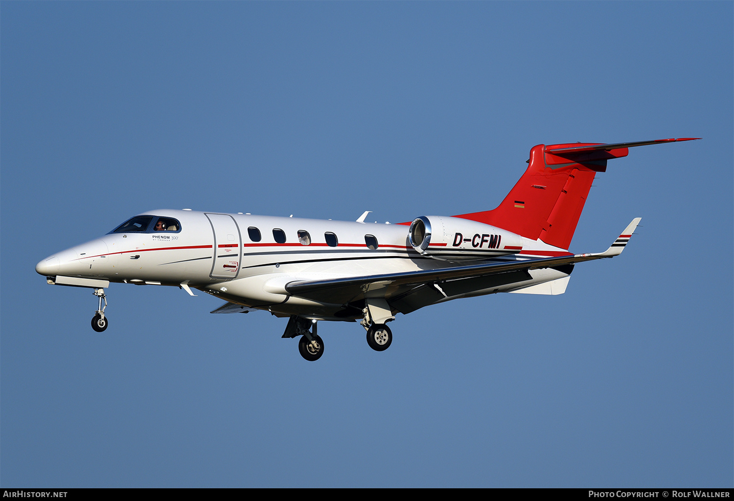 Aircraft Photo of D-CFMI | Embraer EMB-505 Phenom 300 | AirHistory.net #240512