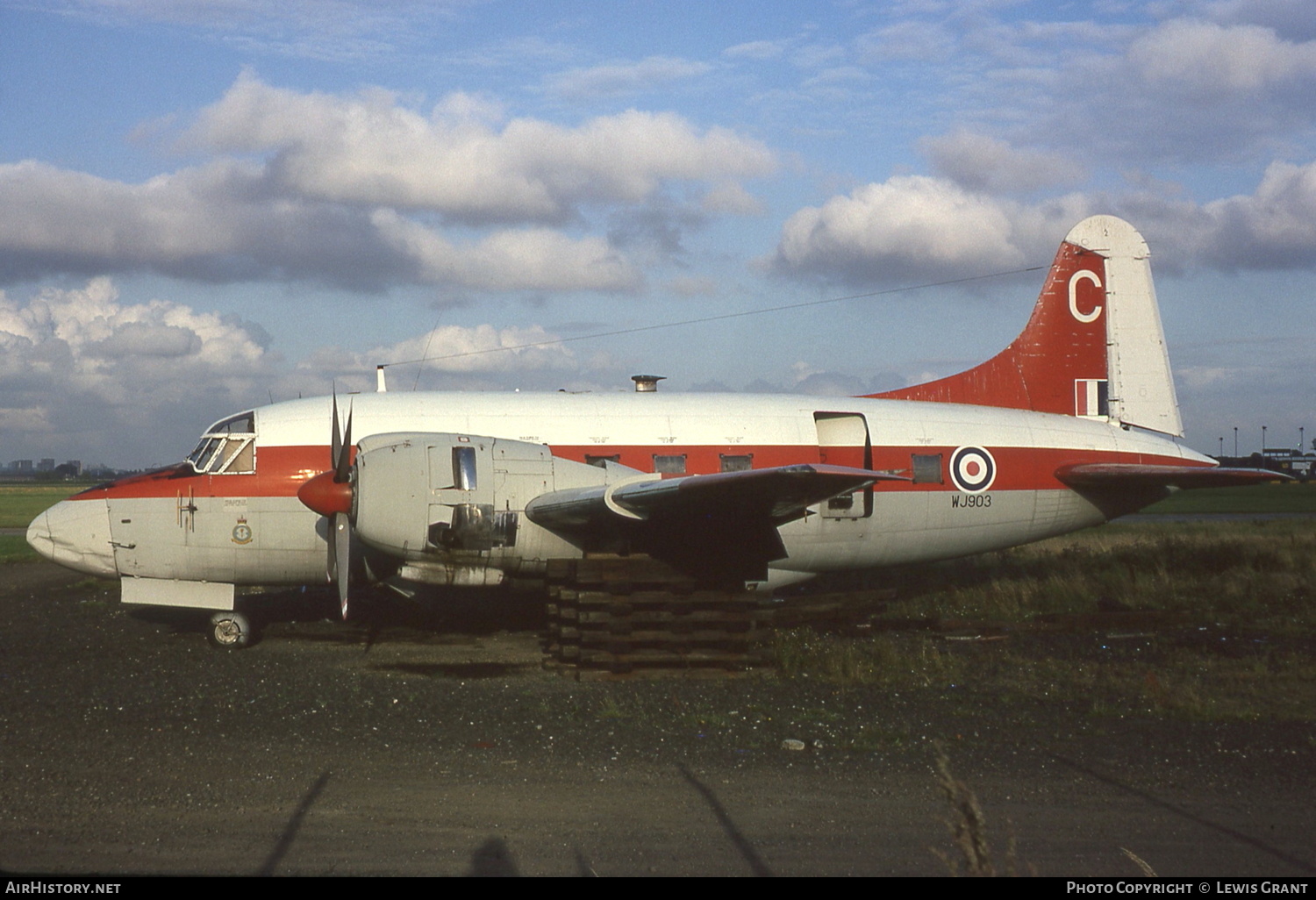 Aircraft Photo of WJ903 | Vickers 668 Varsity T.1 | UK - Air Force | AirHistory.net #240557