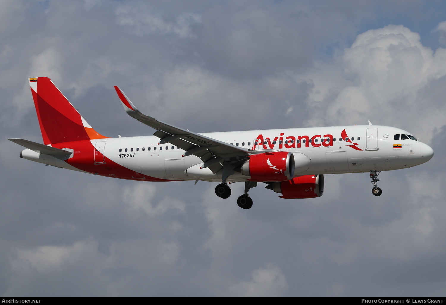 Aircraft Photo of N762AV | Airbus A320-251N | Avianca | AirHistory.net #240591