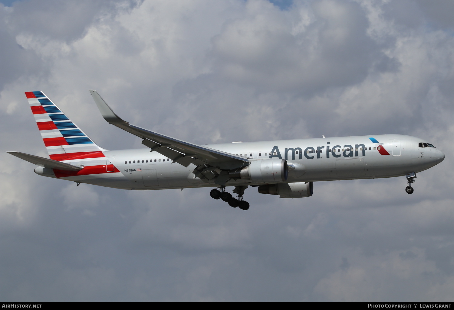 Aircraft Photo of N348AN | Boeing 767-323/ER | American Airlines | AirHistory.net #240595
