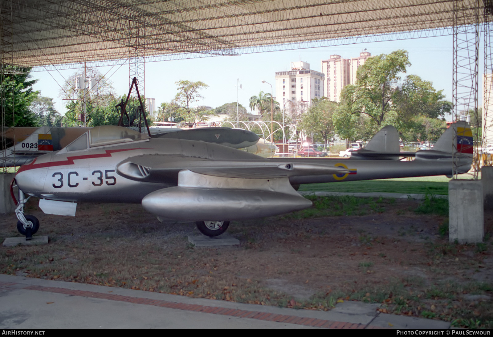 Aircraft Photo of 3C-35 | De Havilland D.H. 100 Vampire FB52 | Venezuela - Air Force | AirHistory.net #240631