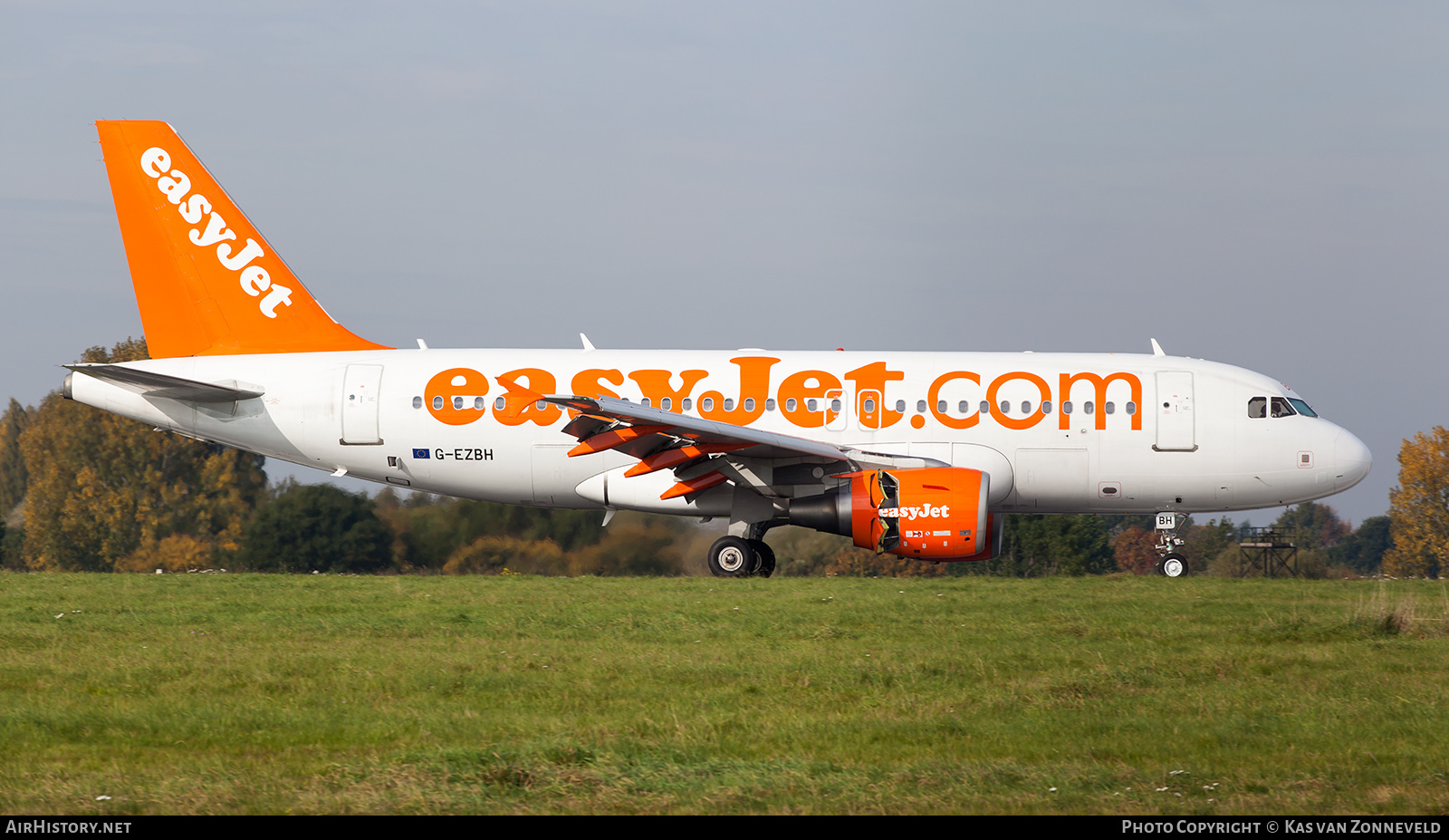 Aircraft Photo of G-EZBH | Airbus A319-111 | EasyJet | AirHistory.net #240681