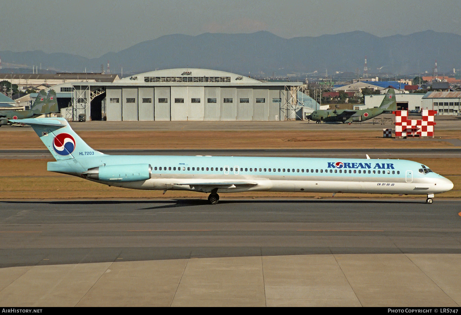 Aircraft Photo of HL7203 | McDonnell Douglas MD-82 (DC-9-82) | Korean Air | AirHistory.net #240826