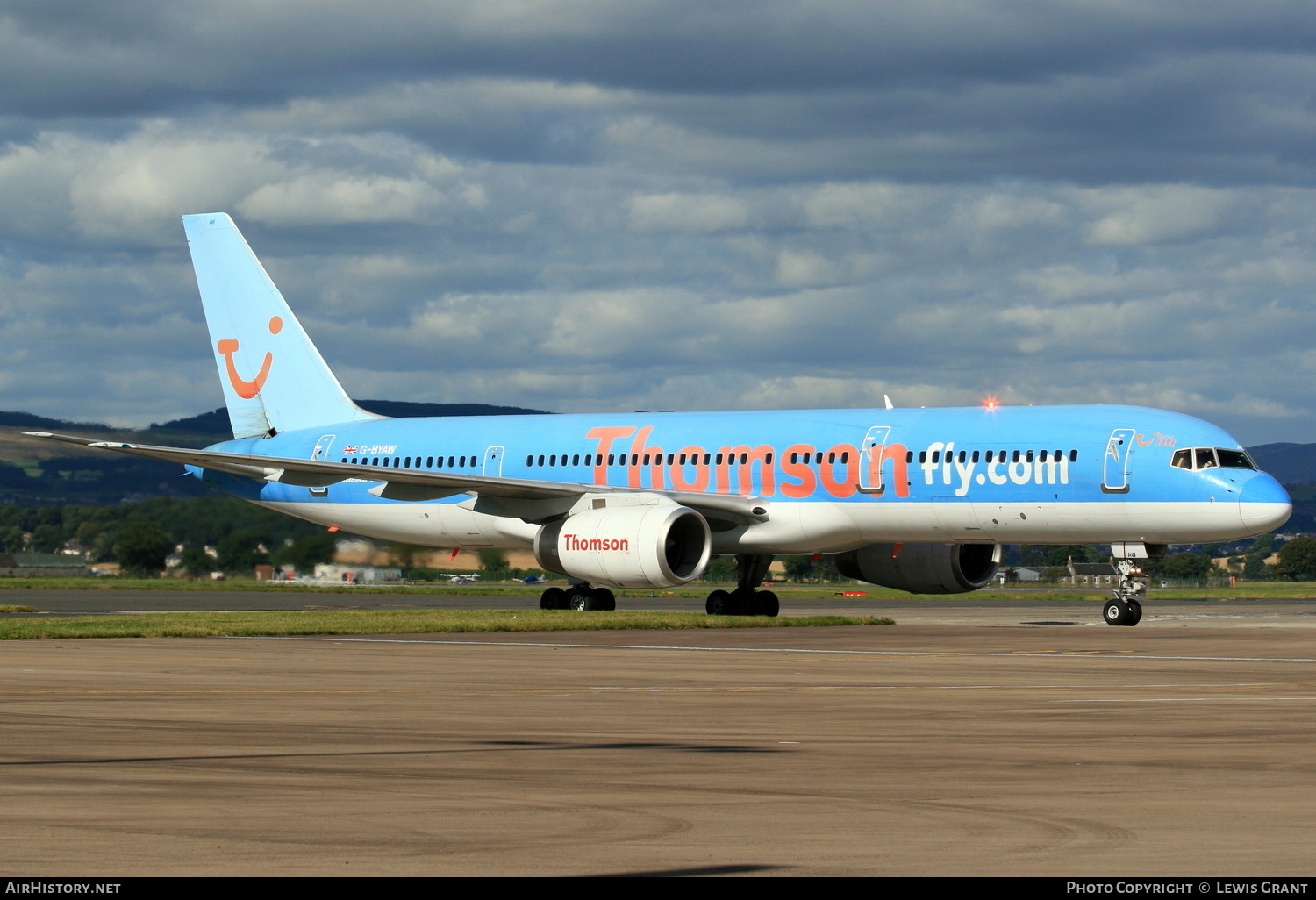 Aircraft Photo of G-BYAW | Boeing 757-204 | Thomsonfly | AirHistory.net #240874