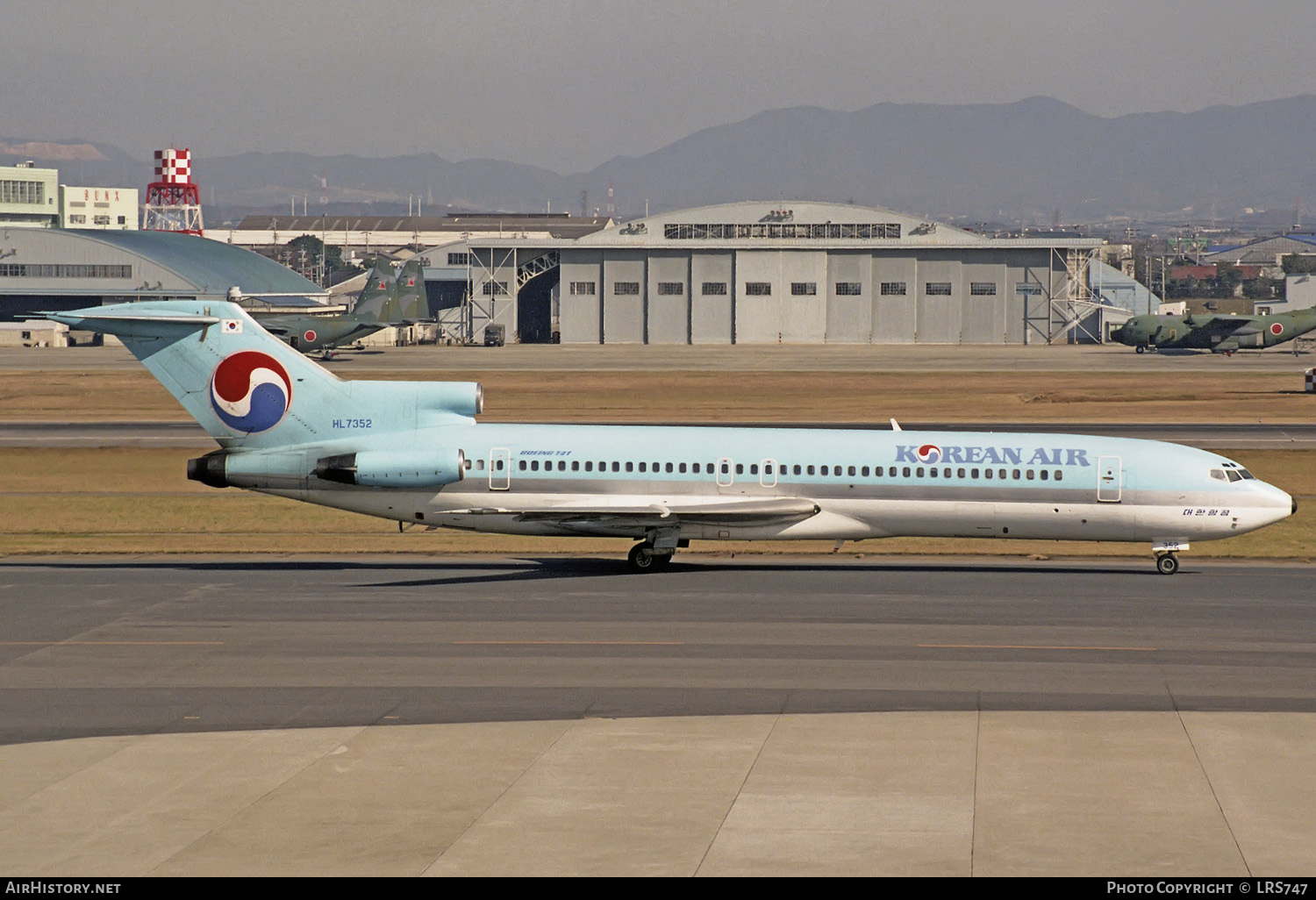 Aircraft Photo of HL7352 | Boeing 727-281/Adv | Korean Air | AirHistory.net #240893