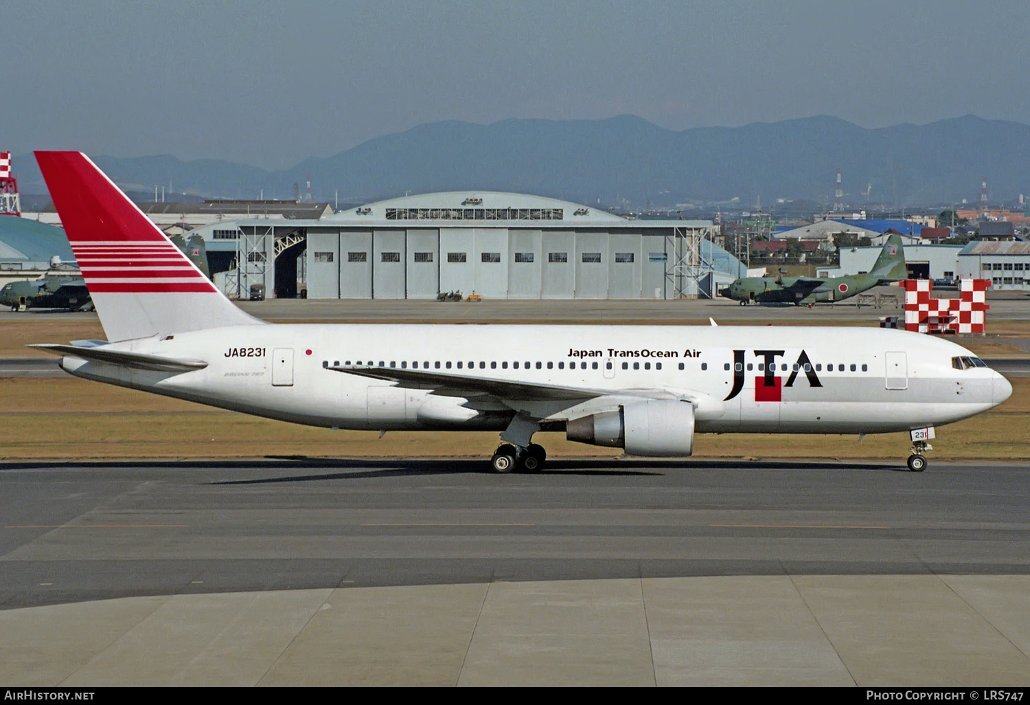 Aircraft Photo of JA8231 | Boeing 767-246 | Japan TransOcean Air - JTA | AirHistory.net #240896