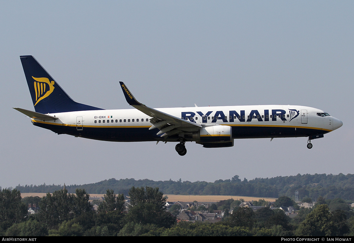 Aircraft Photo of EI-EKH | Boeing 737-8AS | Ryanair | AirHistory.net #240897