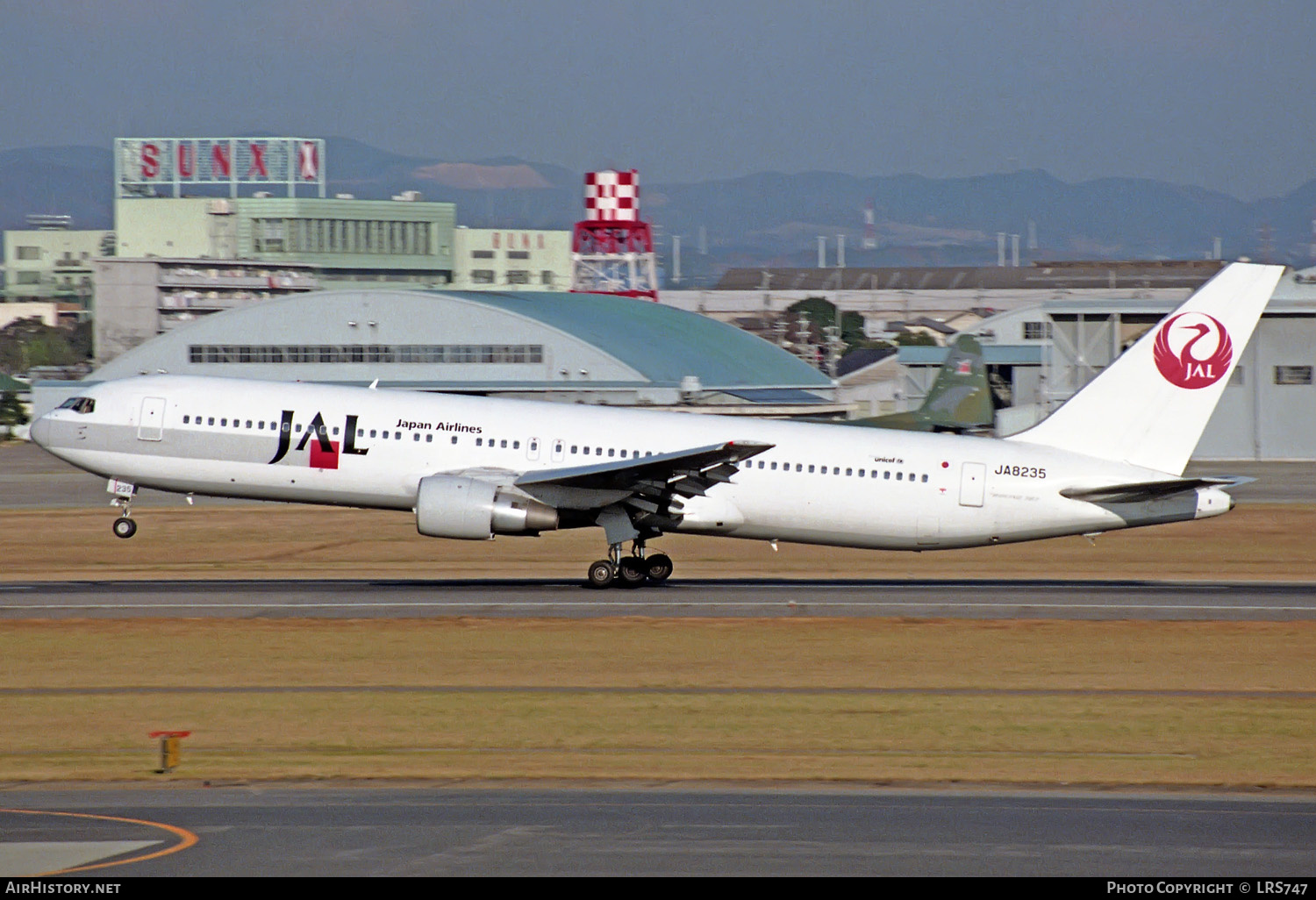 Aircraft Photo of JA8235 | Boeing 767-346 | Japan Airlines - JAL | AirHistory.net #240898