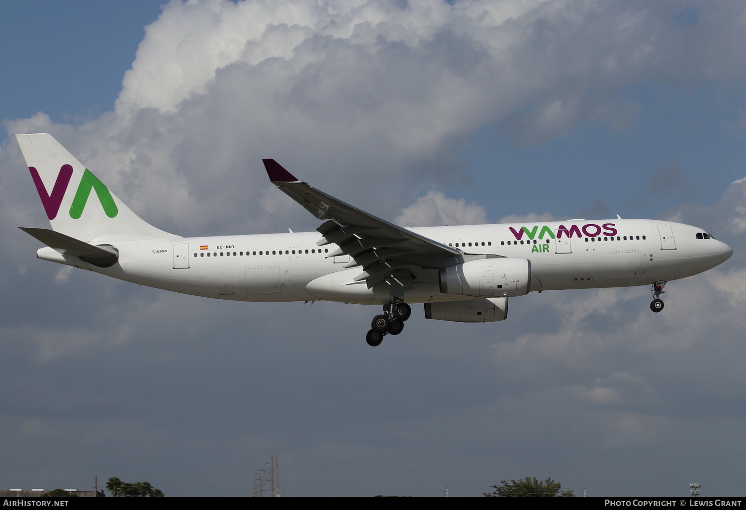 Aircraft Photo of EC-MNY | Airbus A330-243 | Wamos Air | AirHistory.net #240916