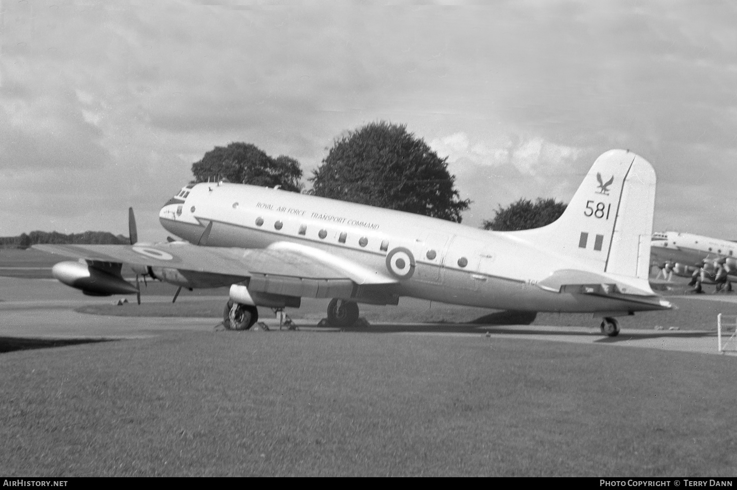 Aircraft Photo of TG581 | Handley Page HP-67 Hastings C1 | UK - Air Force | AirHistory.net #240959