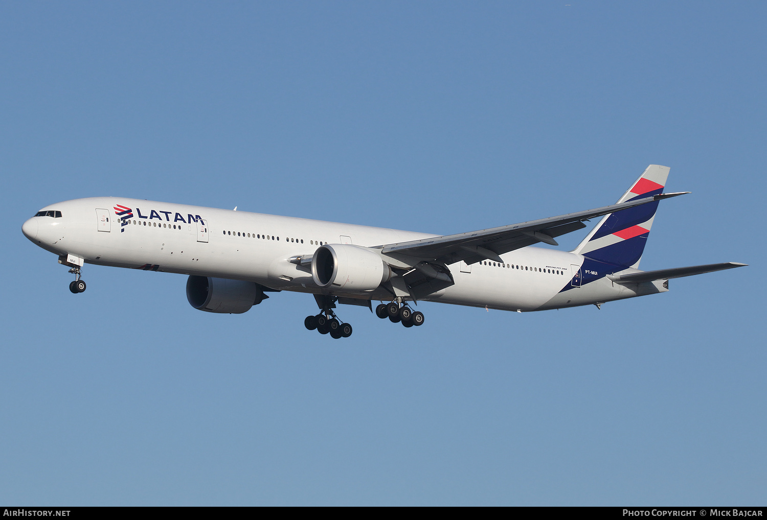 Aircraft Photo of PT-MUI | Boeing 777-32W/ER | LATAM Airlines | AirHistory.net #240980