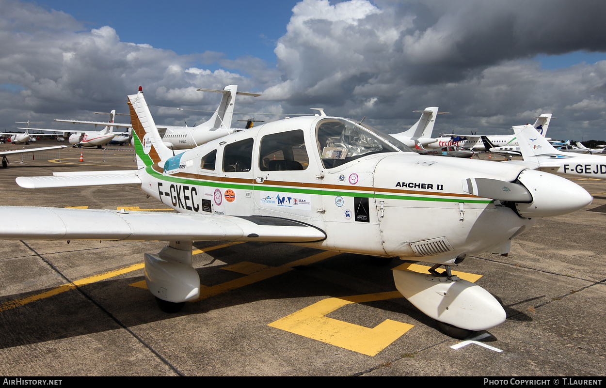 Aircraft Photo of F-GKEC | Piper PA-28-181 Archer II | AirHistory.net #241084