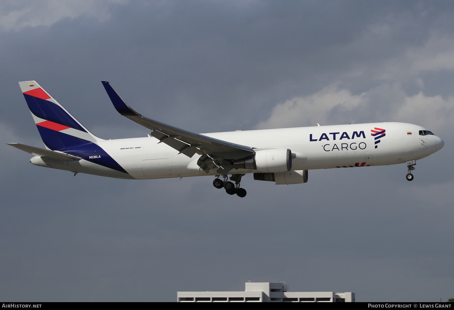 Aircraft Photo of N536LA | Boeing 767-316F/ER | LATAM Cargo | AirHistory.net #241154