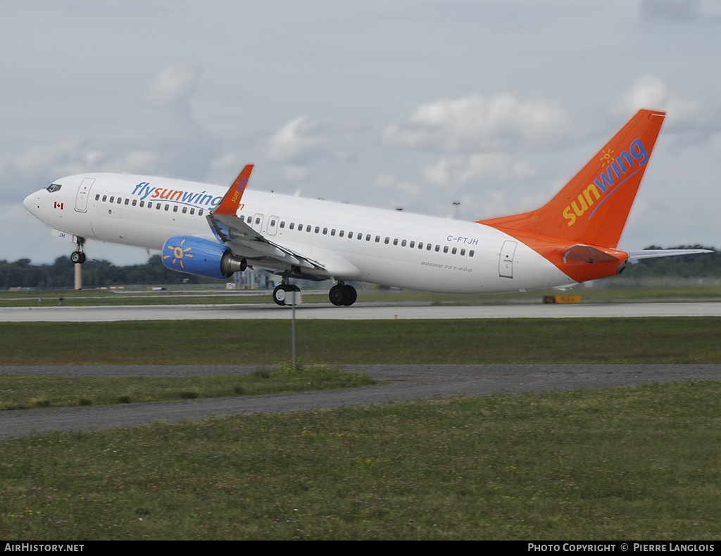 Aircraft Photo of C-FTJH | Boeing 737-8BK | Sunwing Airlines | AirHistory.net #241281