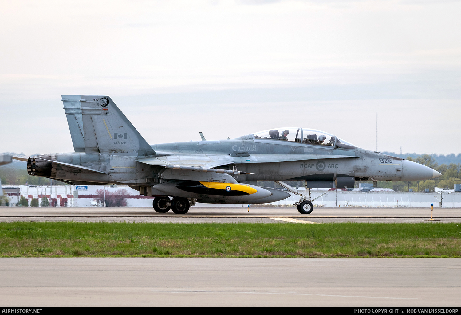 Aircraft Photo of 188926 | McDonnell Douglas CF-188B Hornet | Canada - Air Force | AirHistory.net #241287