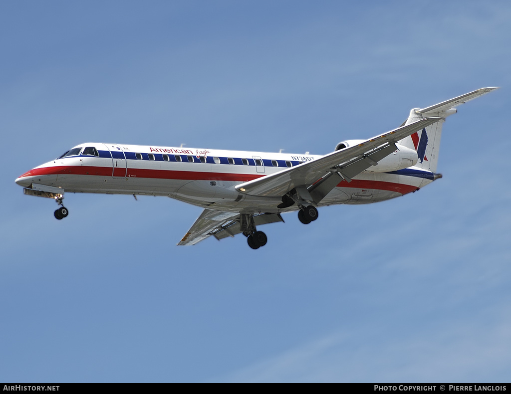 Aircraft Photo of N736DT | Embraer ERJ-135LR (EMB-135LR) | American Eagle | AirHistory.net #241308