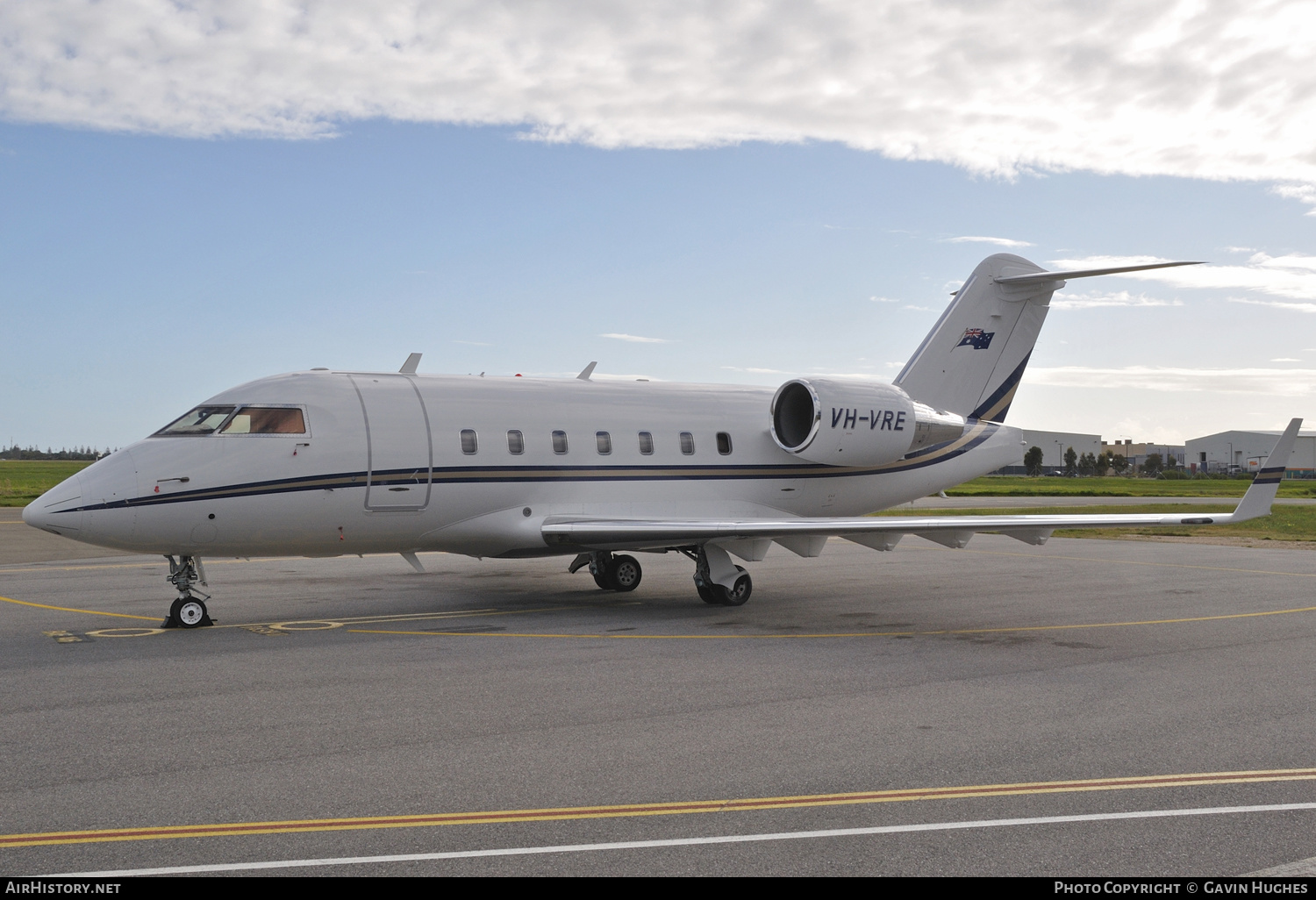 Aircraft Photo of VH-VRE | Bombardier Challenger 604 (CL-600-2B16) | AirHistory.net #241323