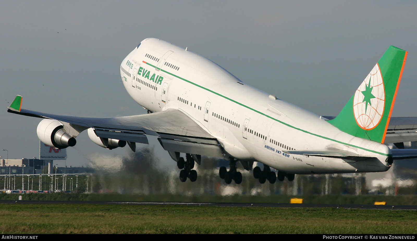 Aircraft Photo of B-16408 | Boeing 747-45EM | EVA Air | AirHistory.net #241345