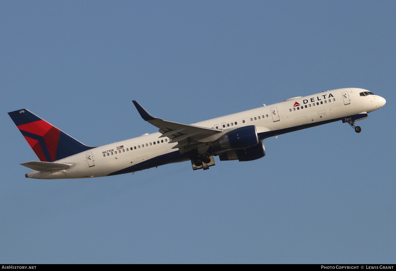 Aircraft Photo of N6710E | Boeing 757-232 | Delta Air Lines | AirHistory.net #241354