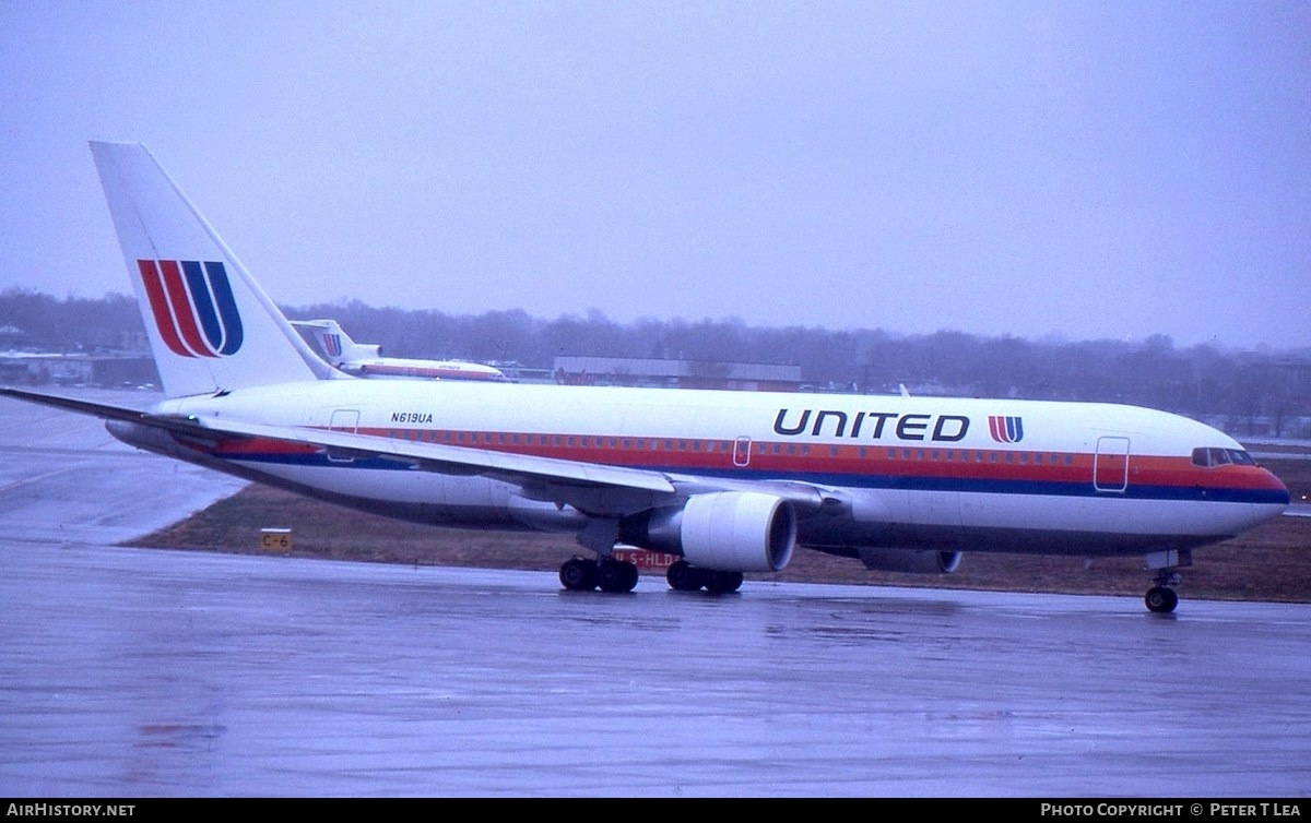 Aircraft Photo of N619UA | Boeing 767-222 | United Airlines | AirHistory.net #241369