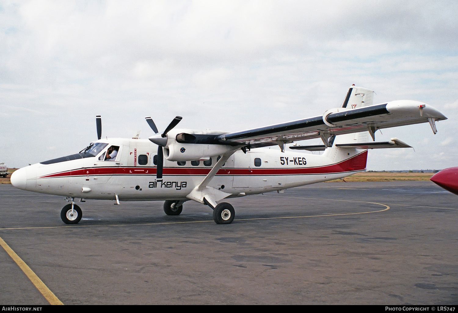 Aircraft Photo of 5Y-KEG | De Havilland Canada DHC-6-300 Twin Otter | Airkenya | AirHistory.net #241436