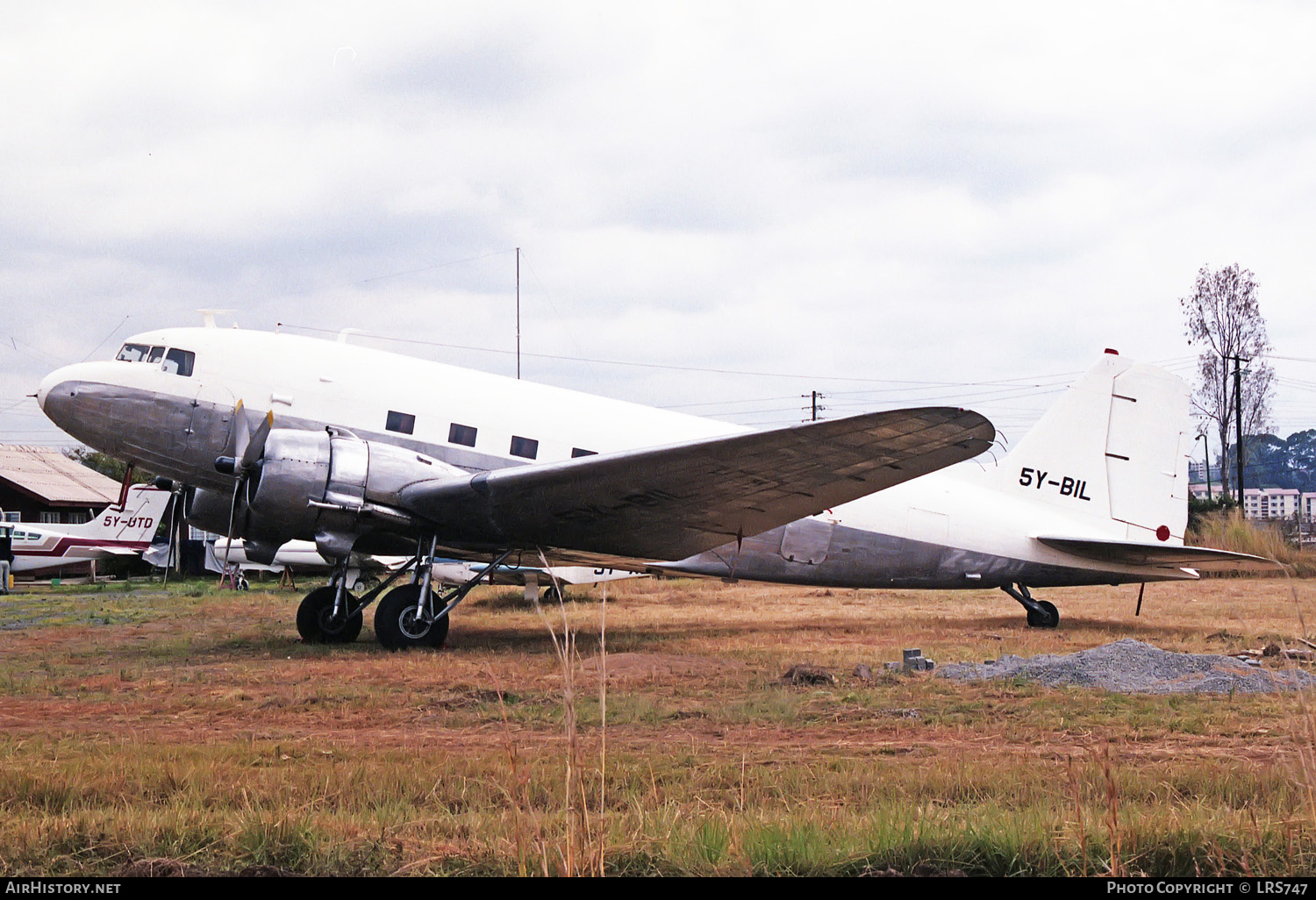 Aircraft Photo of 5Y-BIL | Douglas DC-3D | AirHistory.net #241437