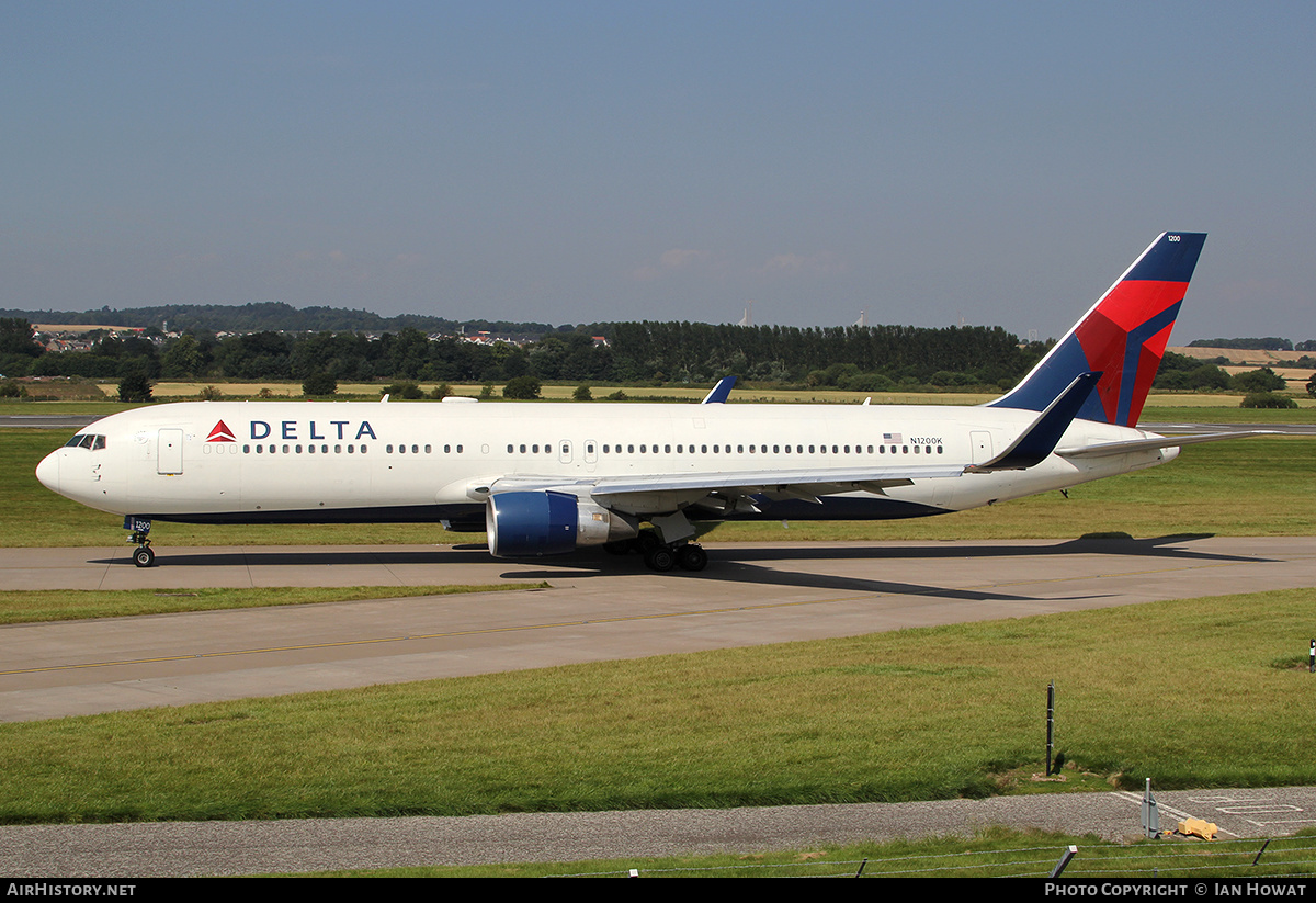 Aircraft Photo of N1200K | Boeing 767-332/ER | Delta Air Lines | AirHistory.net #241477