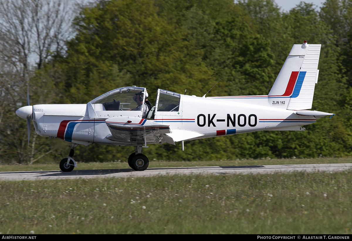 Aircraft Photo of OK-NOO | Zlin Z-142 | AirHistory.net #241496